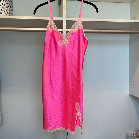 Victoria’s Secret Hot Pink Nightie with gold metallic lace trim | Large | EUC - Picture 1 of 4